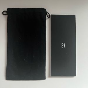 💕SOLD💕Chanel Sunglasses soft case